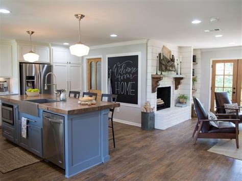 Just wrapped another project here in waco! Pin by Arianne Kaczenski on Home Design (Rustic Modern ...