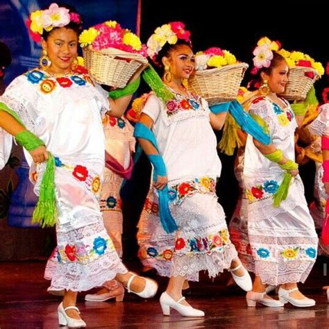 compania mexico danza bailes mexicanos trajes tipicos mexicanos trajes mexicanos