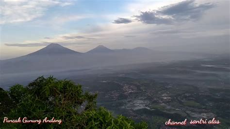 Pernah meletus tahun 1560 dan 1797, gunung merbabu sekarang lebih dikenal sebagai ajang. Puncak gunung andong Magelang jawa Tengah - YouTube