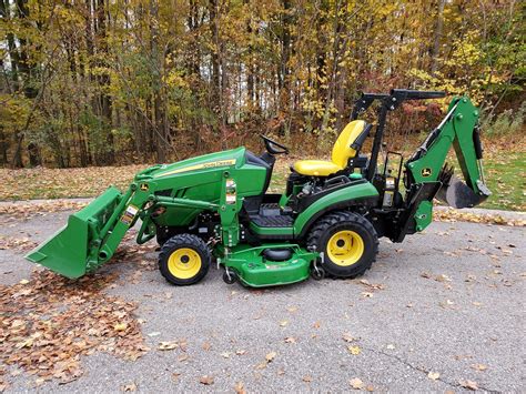 Sold 2014 John Deere 1025r Sub Compact Tractor Loader Mower
