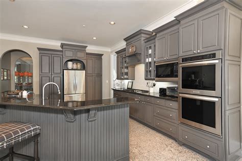 In stock & ready to ship. From white laminate thermofoil kitchen cabinets to ...