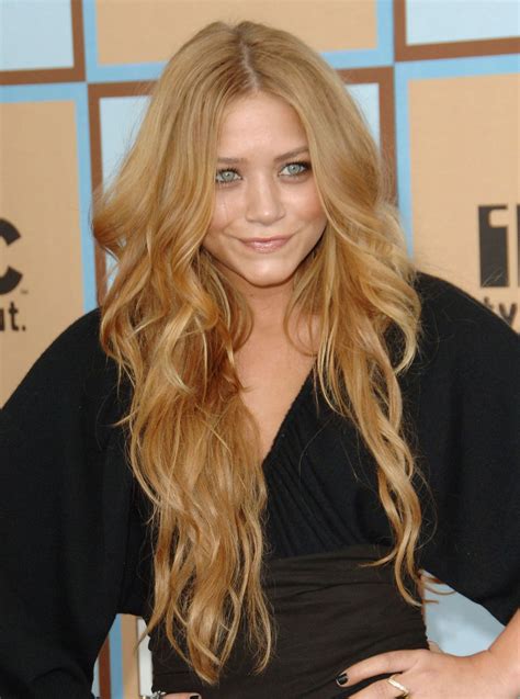 26 Gorgeous Strawberry Blonde Hair Color Ideas From Celebrities For