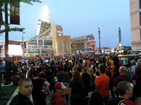 Betsy Kling Wkyc On Twitter It Is Loudincle Outside Of The Q Too