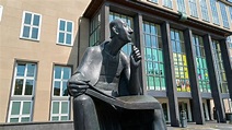 Letzte Generation: Albertus-Magnus-Denkmal an der Uni Köln bereits ...