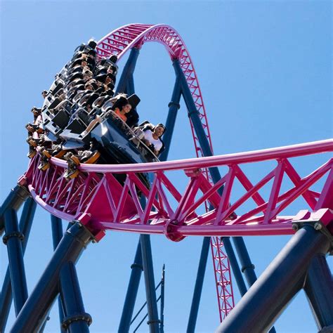 Explore one of australia's best theme parks, get on thrilling roller coasters, and run into batman, superman, the book your warner bros. Warner Bros Movie World Reviews, Rides & Guide