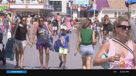 Beach Goers Get Early Start On Labor Day Weekend In Point Pleasant YouTube