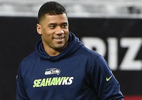 Russell Wilson Ethnicity Wife And Parents