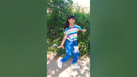 Zara Hayat Khan Dancer Pardesiya Yeh Sach Hai Piya Trending Song