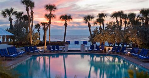 Best Romantic Getaways And Hotels In Florida Romantic Beach Getaways