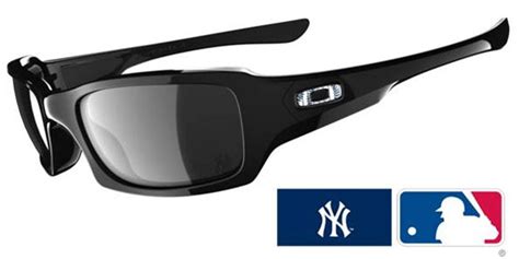 Oakley Major League Baseball Yankees Mlb Fives Squared Sunglasses