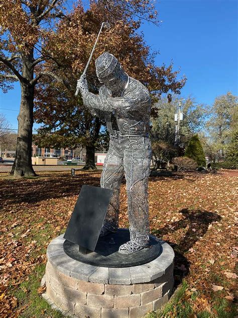 Minerva Library To Dedicate William Powell Sculpture The Carroll