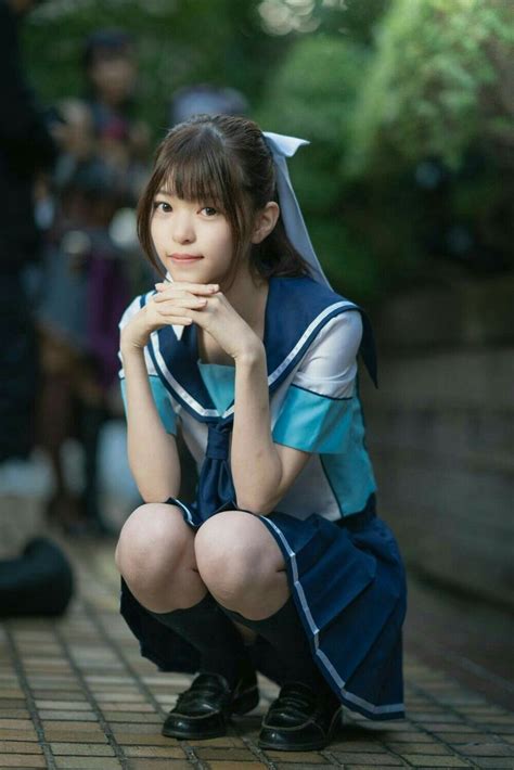 ボード「asian Girls School Uniform」のピン