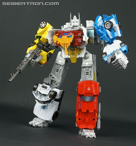 Optimus Maximus Generations Combiner Wars Transformers Toys