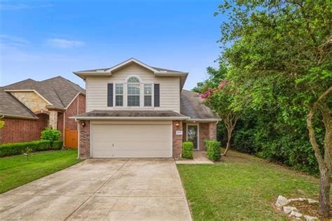 8433 Timberbrook Ln Dallas Tx 75249 ®