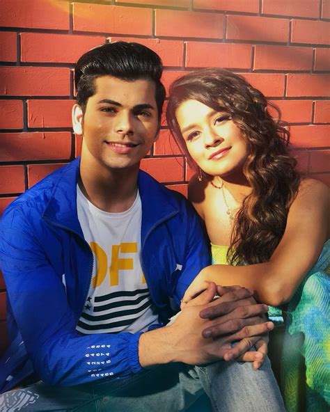 Siddharth Nigam And Avneet Kaur Wallpapers Wallpaper Cave