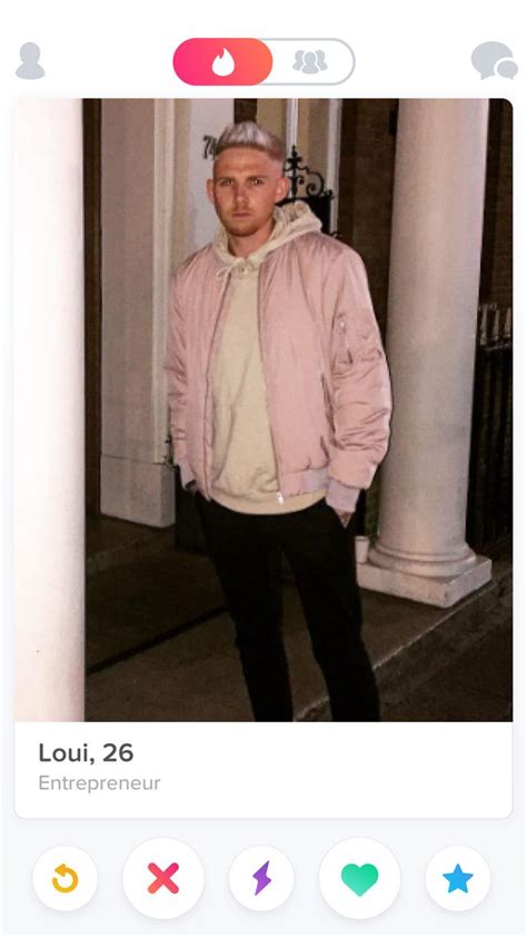 The Most Swiped Tinder Profiles In The Uk Cosmopolitan Uk
