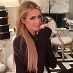 Paris Hilton proudly shows off her new $8K teacup Chihuahua on ...