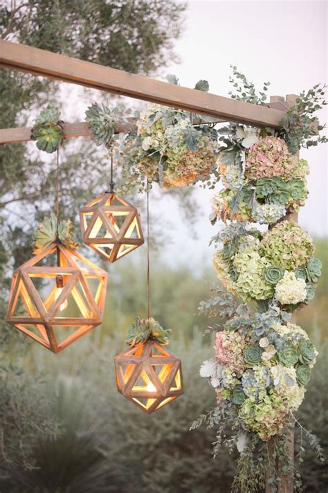 You should first make a plan. 12 Ways To Decorate "Trees" At Your Spring Wedding!
