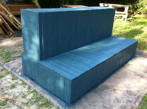 Upcycled Pallets Wood Couches Pallet Ideas