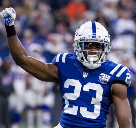 Indianapolis Colts Extend Corner Kenny Moore Sportzbonanza