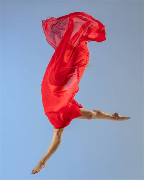 8000 Modern Dance Performance Stock Photos Pictures And Royalty Free