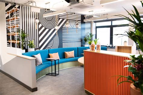 Why Consider a Creative Office Space for Your Business? - Wizu Workspace