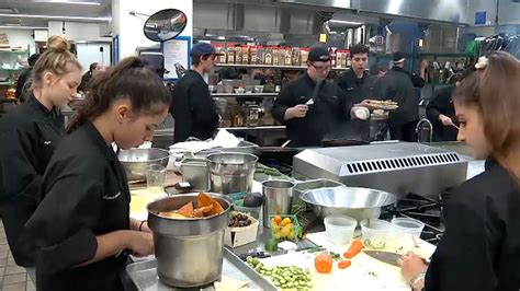 New York City Cooking School Provides Sanctuary For Struggling Cooks
