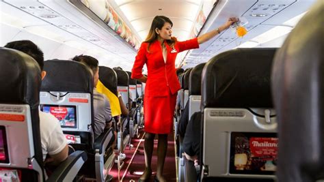 A Flight Attendants Primary Job Is To Keep You Safe Nz