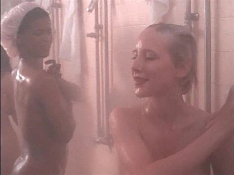 Anne Heche Nude Boobs And Erect Nipples From Girls In