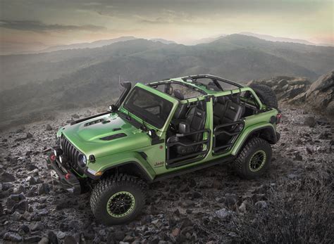 Mopar Customized 2018 Jeep Wrangler Pair Steals The Show In Los Angeles