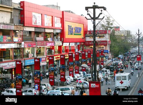 Shopping Mall And Busy Street Of Ranchi City Capital Of Jharkhand Stock
