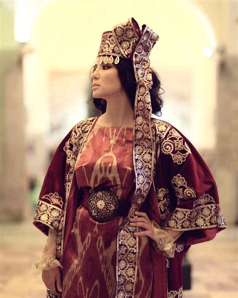 Uzbek Woman Uzbekistan Women Traditional Outfits Uzbek Clothing