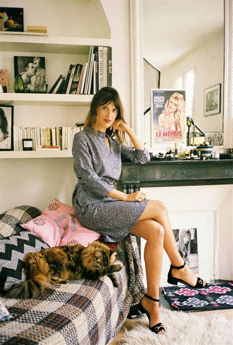 Girl Crush Jeanne Damas Is The Coolest It Girl In The World Lone Wolf Magazine