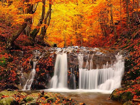 Free Download 12 Most Beautiful Waterfall Wallpapers For Desktop