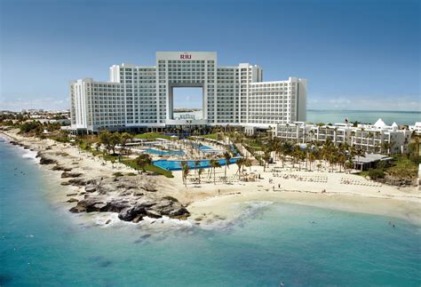 Riu Resumes Its Activity In Cancún The Riu Palace Peninsula And The