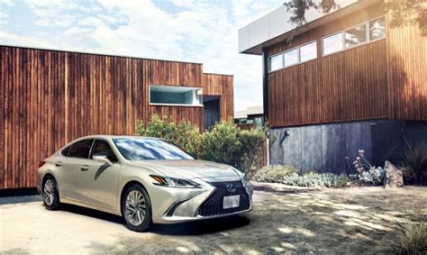 Lexus Celebrates Its 30th Anniversary With Record Global