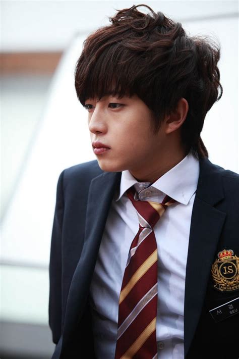Pronounced ɕʰi.u.min), is a south korean singer and actor. Shut Up Flower Boy Band (2012) : Kim Min-suk as Seo Kyung ...