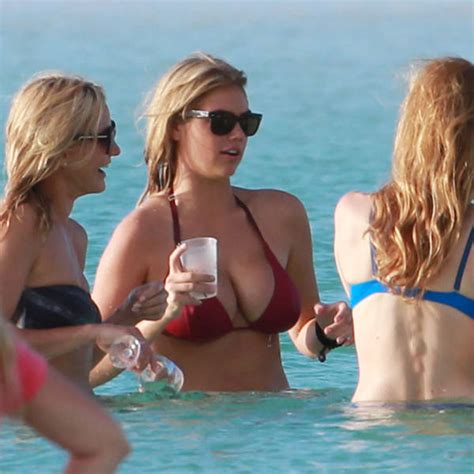 Kate Upton Cameron Diaz Y Leslie Mann En Bikini Por Bahamas La