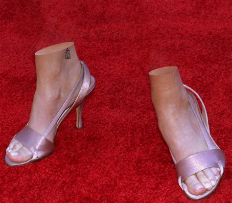 Sarah Michelle Gellar Detached Feet 2 By Officeroverpowered On Deviantart