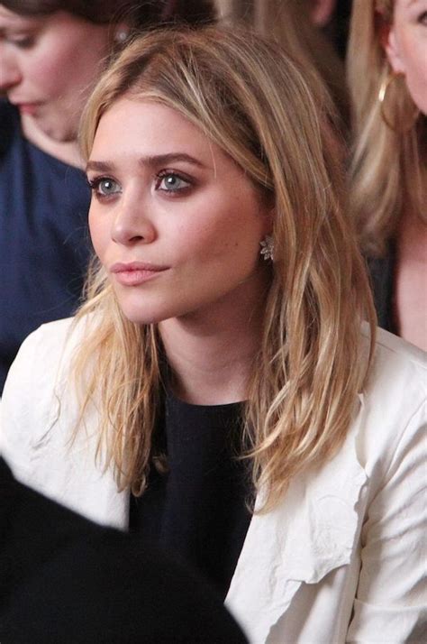 Beauty Close Up Of Ashley Olsen With Full Brows And Brown Smokey Eyes