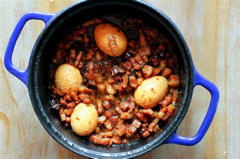 Check spelling or type a new query. Lu Rou Fan-Braised Pork Rice | China Sichuan Food