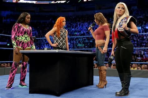 Wwe Smackdowns Womens Division Continues To Outshine Raws Star