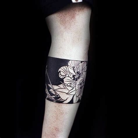 80 Hibiscus Tattoo Designs For Men Flower Ink Ideas Negative Space Tattoo Hibiscus Tattoo