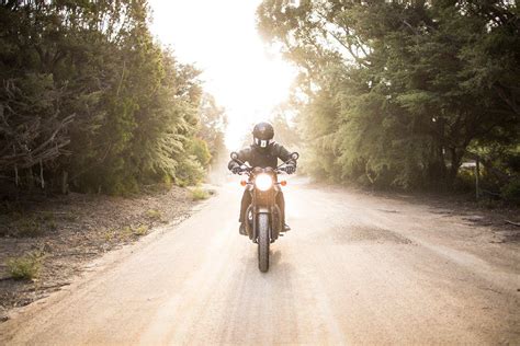 22 Motorcycle Riding Tips And Tricks That Nobody Tells You
