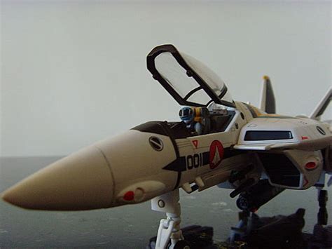 Yamato Macross Tv Vf 1s Roy Focker Special Sneak Peek The Toyark News