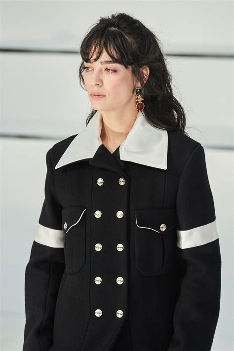 Chanel Fall Ready To Wear Collection Vogue Chanel Fashion