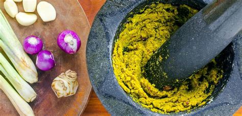 Khmer Yellow Kroeung Spice Paste — Kroeung Samlor Machou Recipe Khmer