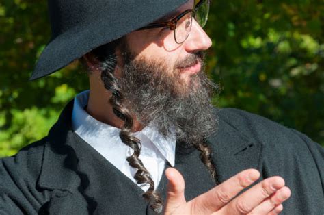 Hasidic Hair Pic Stock Photos Pictures And Royalty Free Images Istock