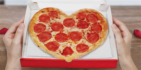 Valentines Day Study Finds Many Americans Would Choose Pizza Over Sex