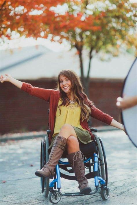 Pin By Tom Tipp On Spinal Cord Injury Wheelchair Fashion Fashion Women